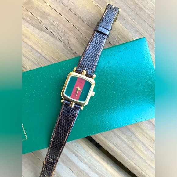 Ladies Gucci watch 💛💚❤️ - Picture 10 of 13